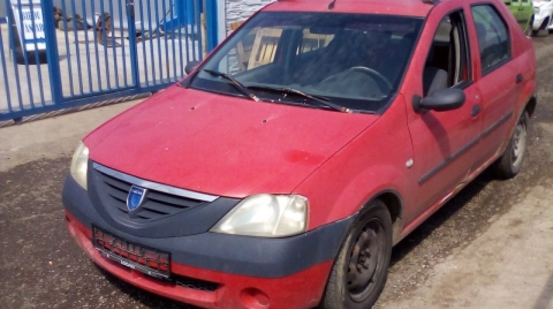 Dezmembrez Dacia Logan, an 2005, motorizare 1.4