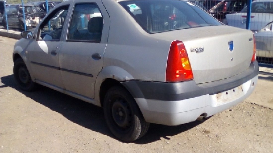 Dezmembrez Dacia Logan, an 2005, motorizare 1.4