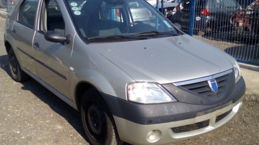 Dezmembrez Dacia Logan, an 2005, motorizare 1.4