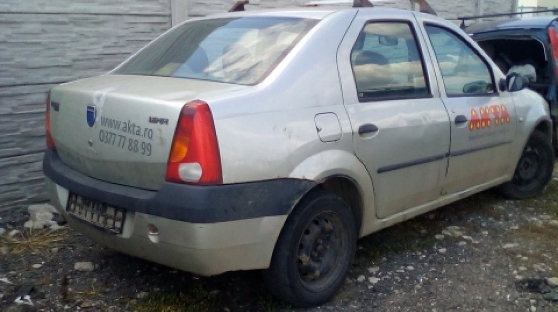 Dezmembrez Dacia Logan, an 2005, motorizare 1.6