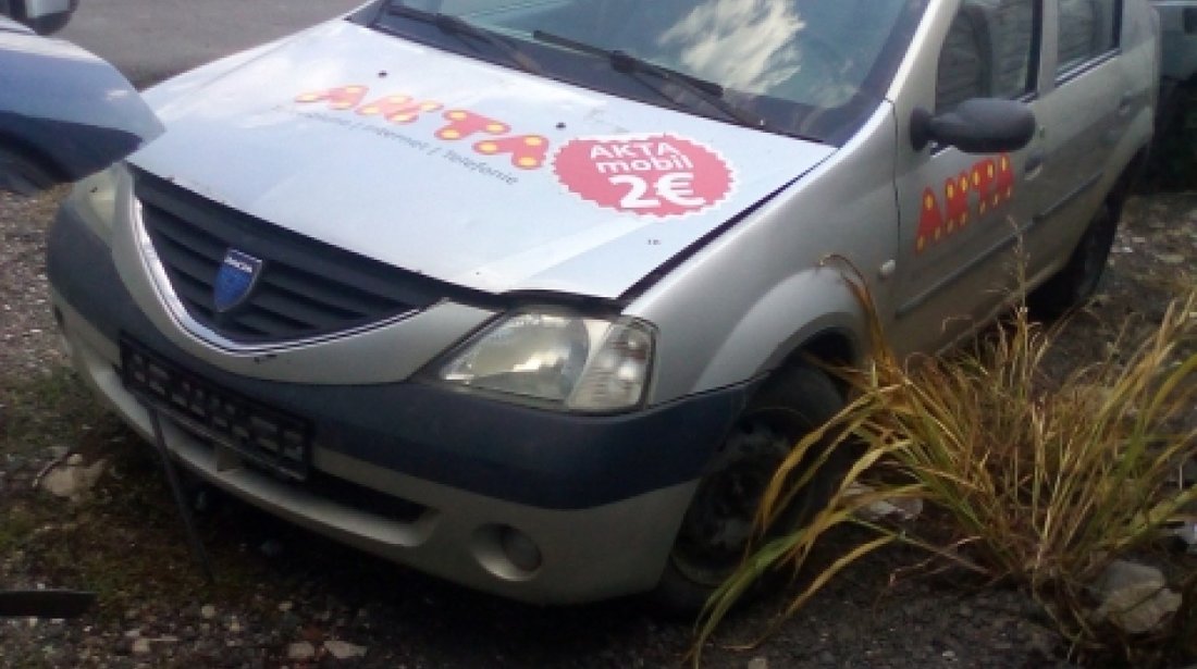 Dezmembrez Dacia Logan, an 2005, motorizare 1.6