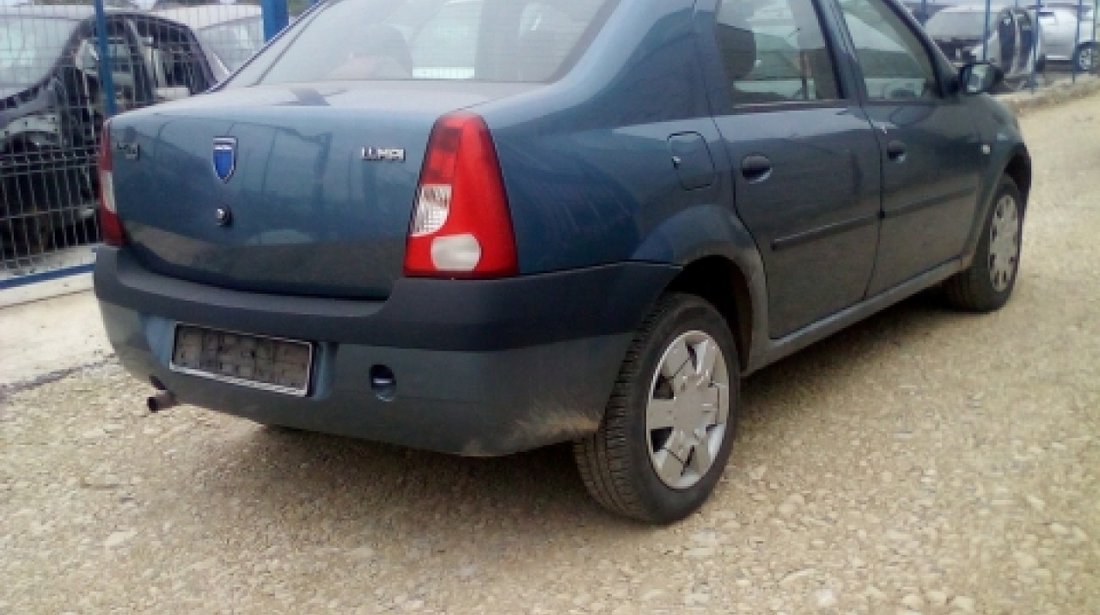 Dezmembrez Dacia Logan, an 2006, motorizare 1.4