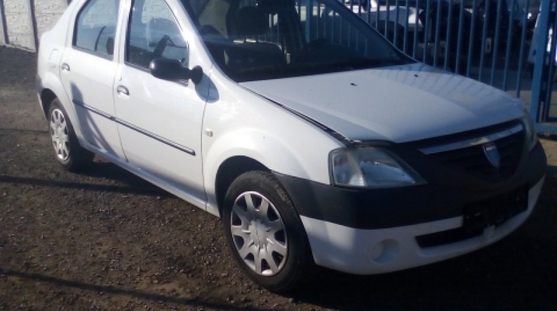 Dezmembrez Dacia Logan, an 2007, motorizare 1.4