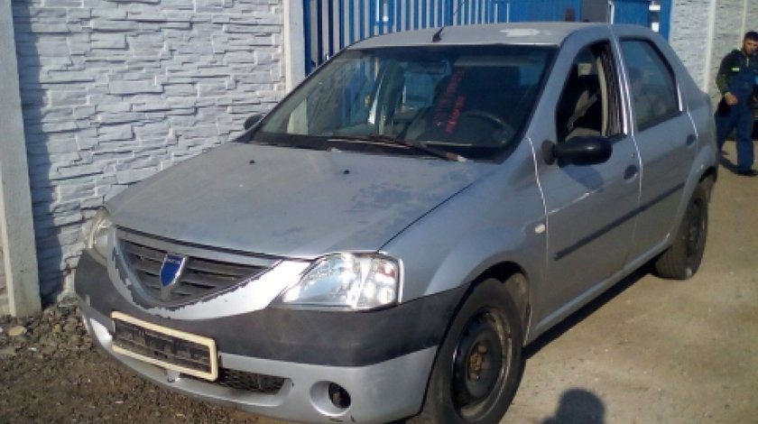 Dezmembrez Dacia Logan, an 2007, motorizare 1.5 DCI