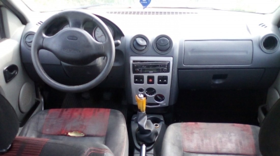 Dezmembrez Dacia Logan, an 2008, motorizare 1.4
