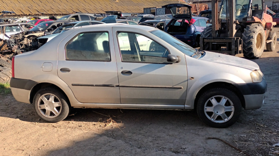 Dezmembrez Dacia LOGAN (LS) 2004 - 2012 1.5 DCi (LS0J, LS0Y) K9K 790 ( CP: 65, KW: 48, CCM: 1461 ) Motorina