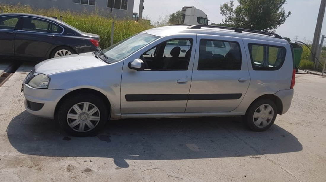 Dezmembrez Dacia Logan MCV cu 7 locuri 1.5 dci K9K-E8 88 cai euro 5 2012