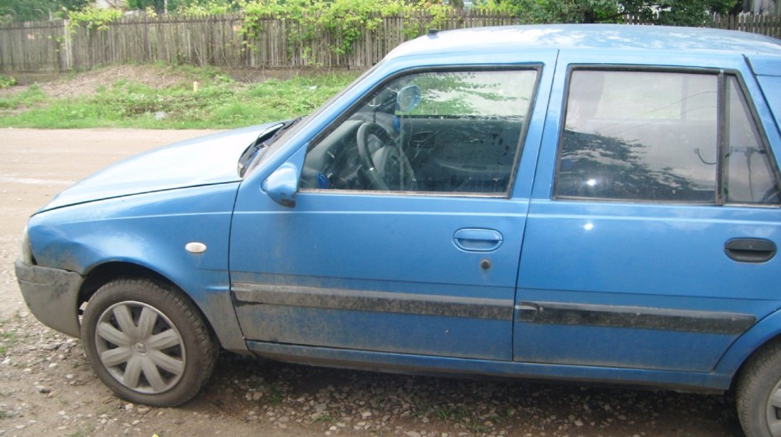 Dezmembrez dacia solenta supernova 2004 1 4l