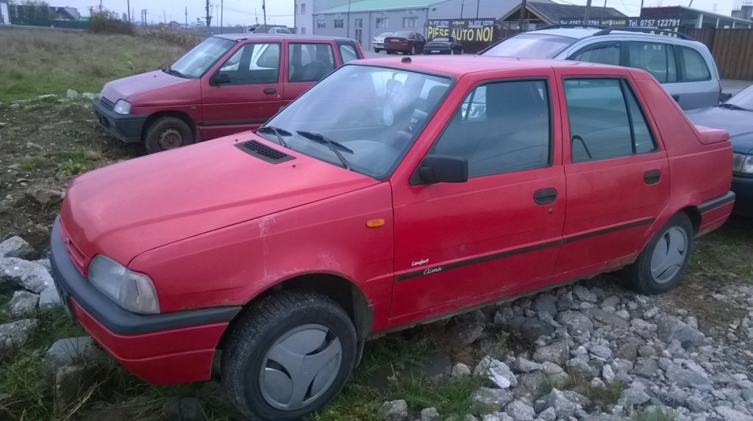 Dezmembrez Dacia Super Nova 1.4i 2002