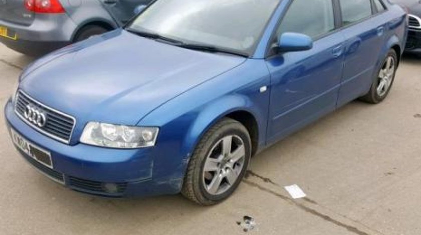 Dezmembrez / Dezmembrari Audi A4 (8E2) 1.9tdi AWX