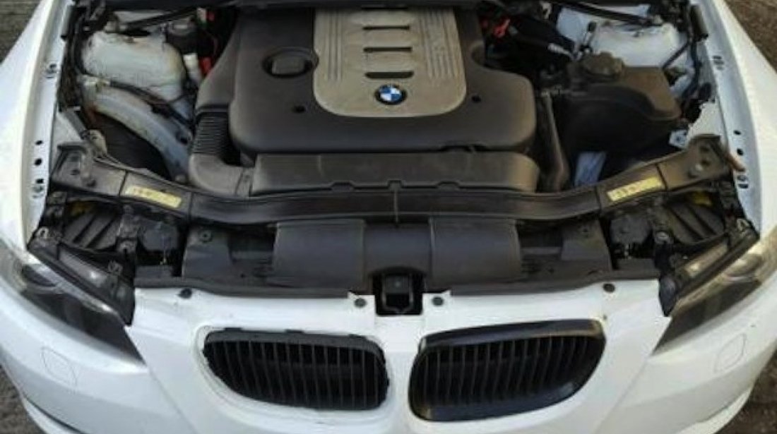 Dezmembrez / Dezmembrari Bmw 3 coupe 3.0diesel