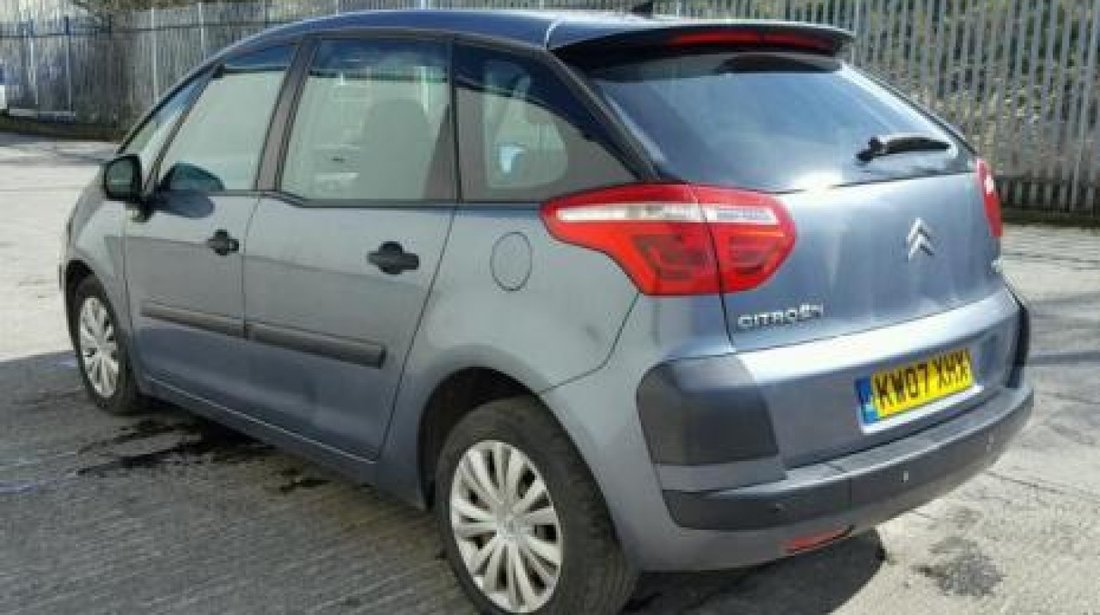 Dezmembrez / Dezmembrari Citroen C4 Picasso (UD) 2.0tdi RHR