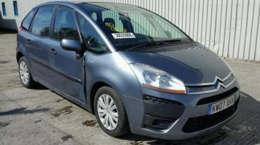 Dezmembrez / Dezmembrari Citroen C4 Picasso (UD) 2.0hdi RHJ