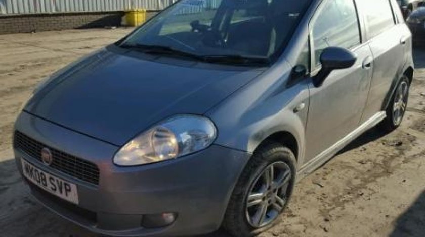 Dezmembrez / Dezmembrari Fiat Grande Punto (199) 1.6benz