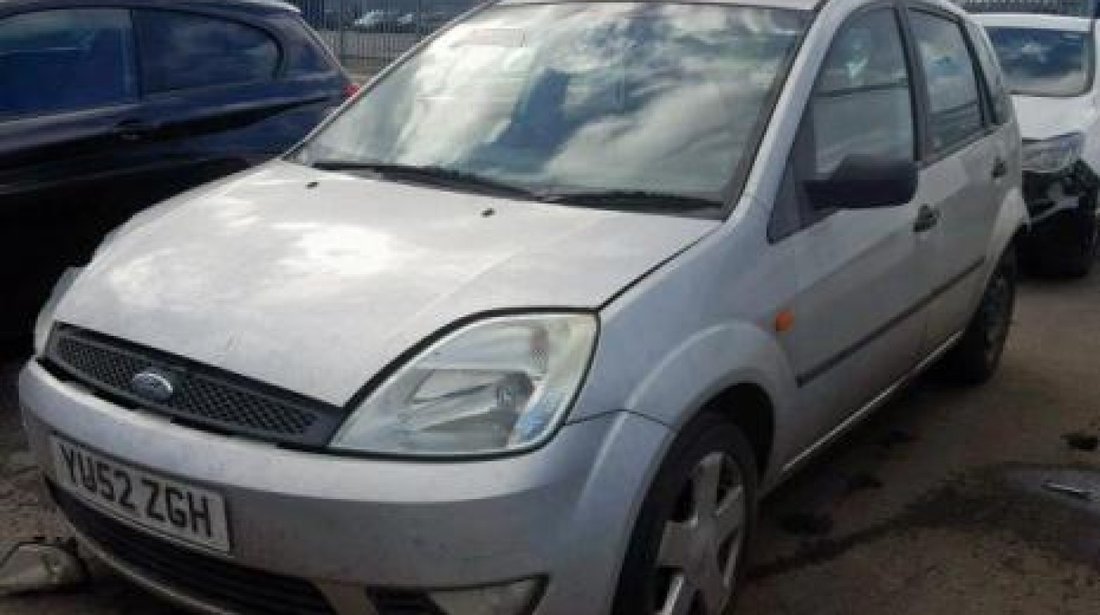 Dezmembrez / Dezmembrari Ford Fiesta 5, 1.4benz FXJA