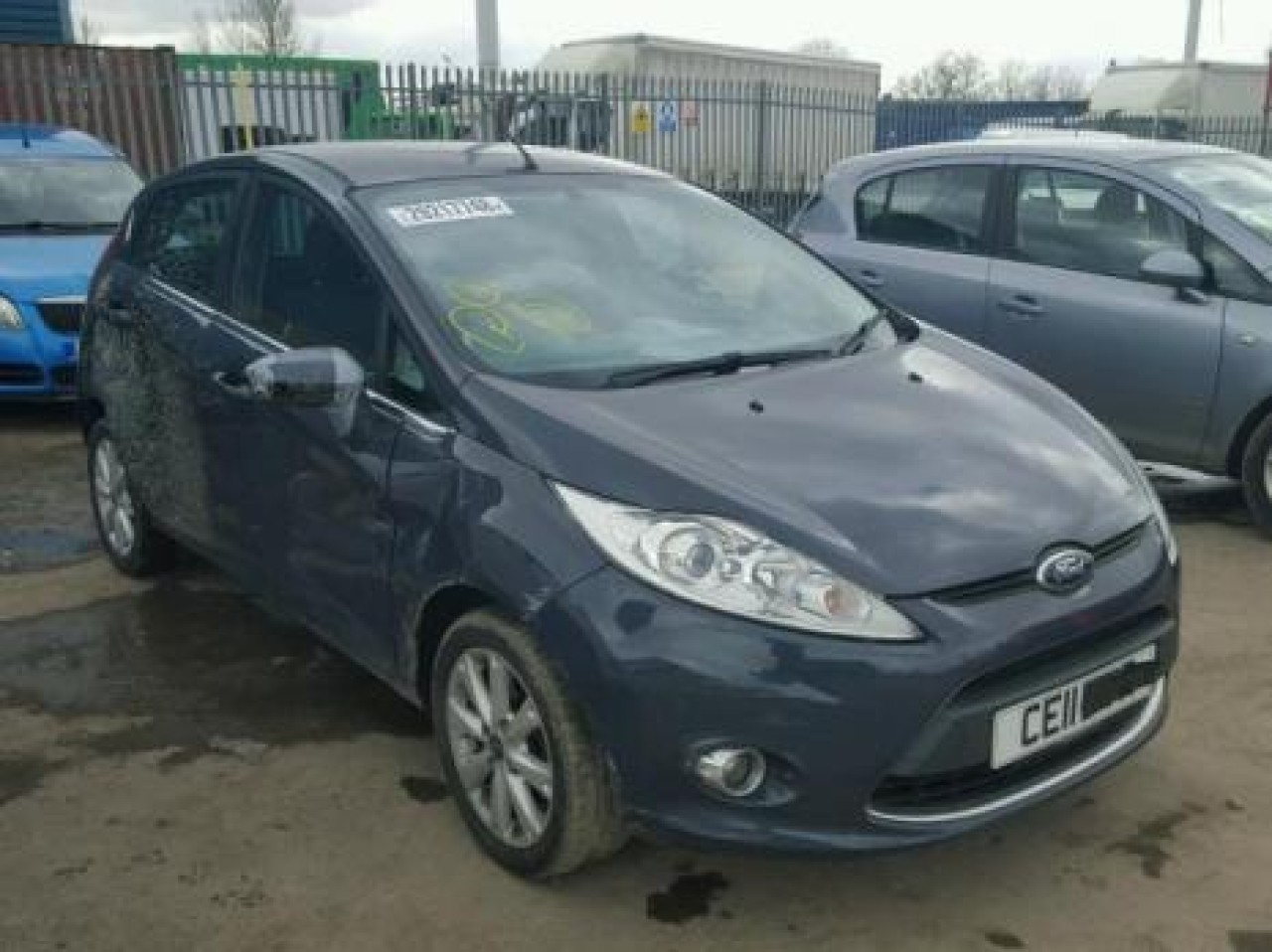 Dezmembrez / Dezmembrari Ford Fiesta 6, 1.0benz YYJA