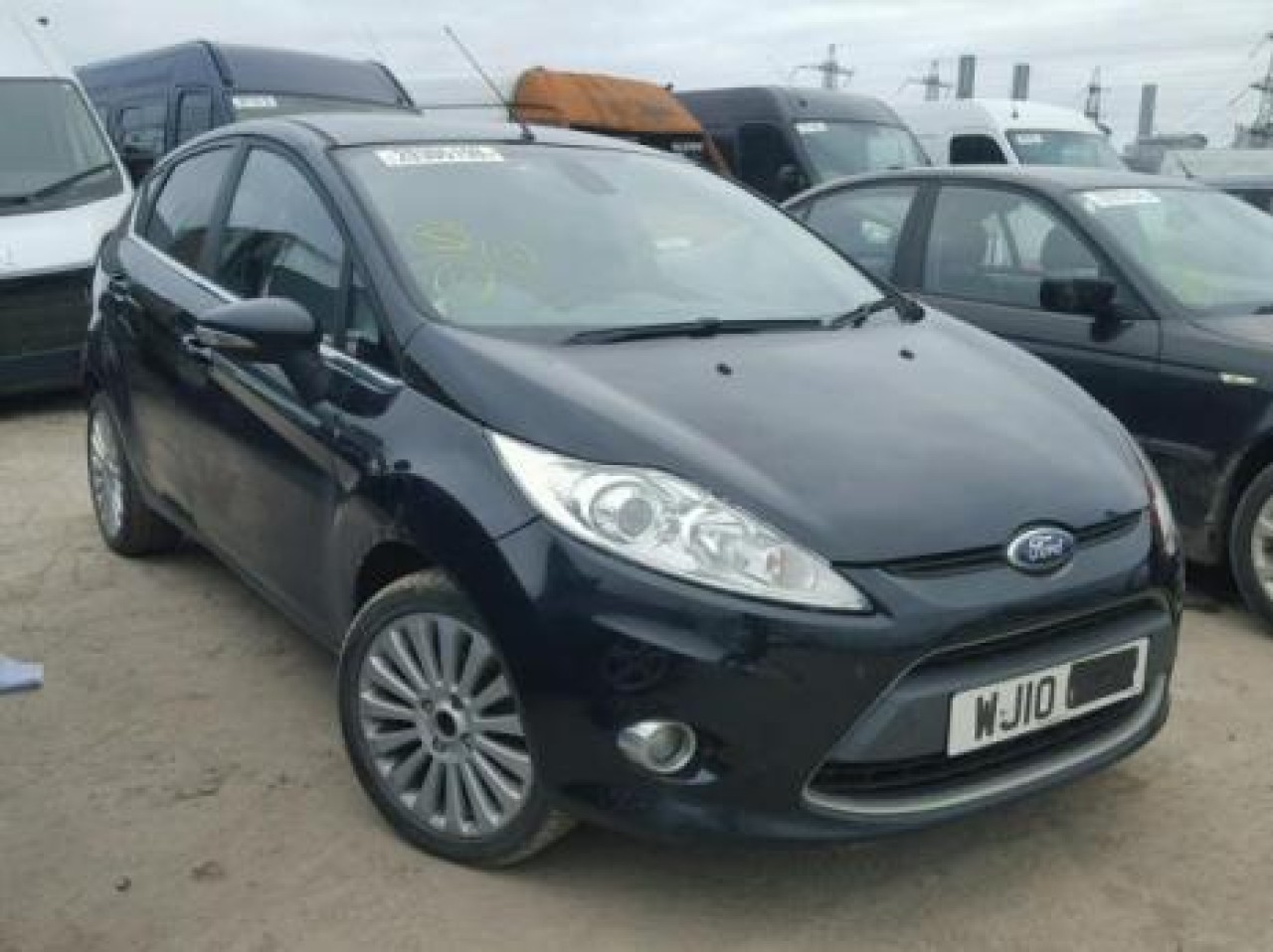 Dezmembrez / Dezmembrari Ford Fiesta 6, 1.9benz XMJA