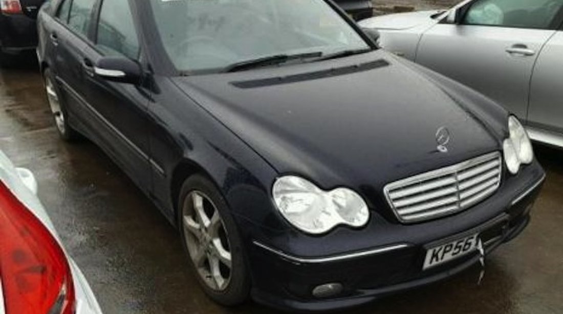 Dezmembrez / Dezmembrari Mercedes C (W203) 2.2cdi