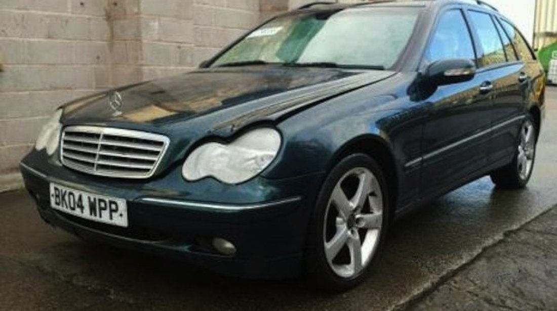 Dezmembrez / Dezmembrari Mercedes Clasa C (W203) 2.2cdi