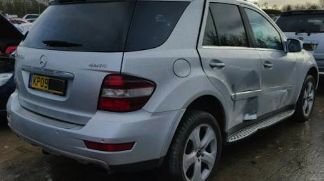 Dezmembrez / Dezmembrari Mercedes ML 320cdi