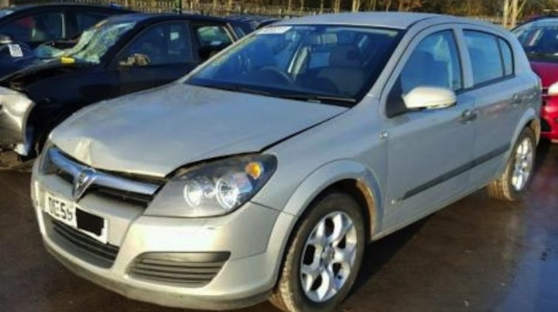 Dezmembrez / Dezmembrari Opel Astra H 1.3cdti