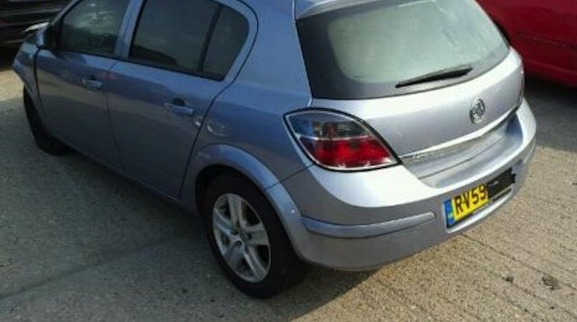 Dezmembrez / Dezmembrari Opel Astra H 1.3cdti