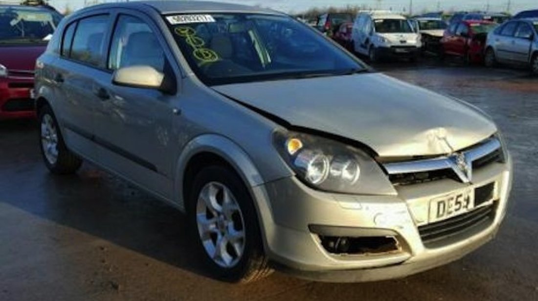 Dezmembrez / Dezmembrari Opel Astra H 1.3cdti