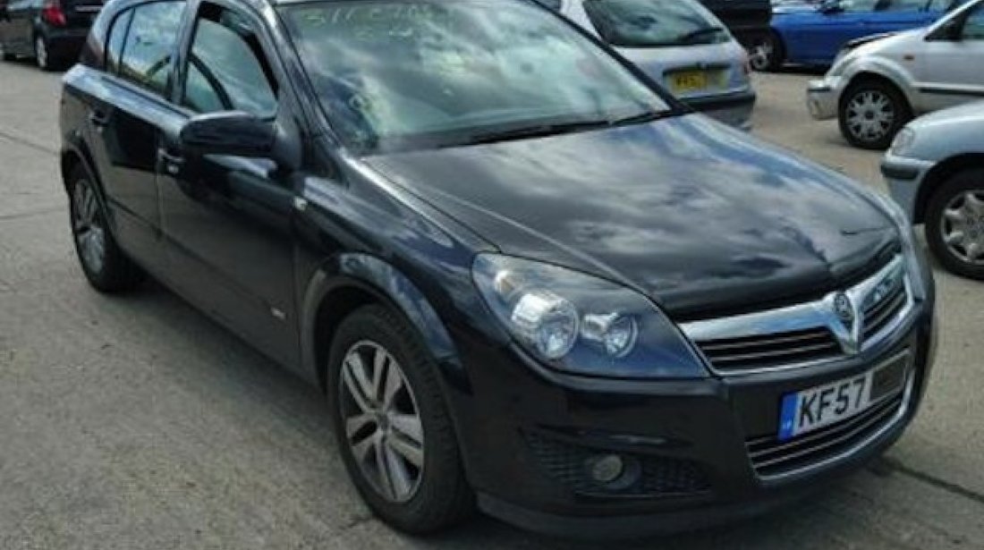 Dezmembrez / Dezmembrari Opel Astra H 1.6benz