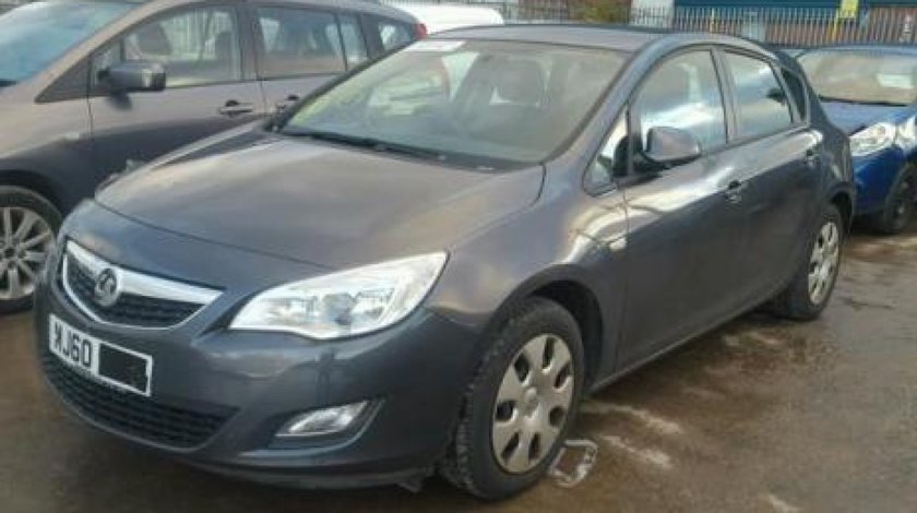 Dezmembrez / Dezmembrari Opel Astra J, 1.6benz