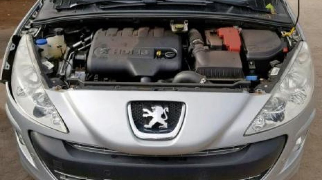 Dezmembrez / Dezmembrari Peugeot 308 hatchback 2.0tdi RHR