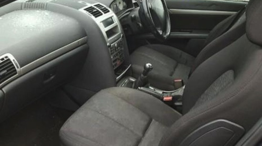 Dezmembrez / Dezmembrari Peugeot 407, 1.6hdi