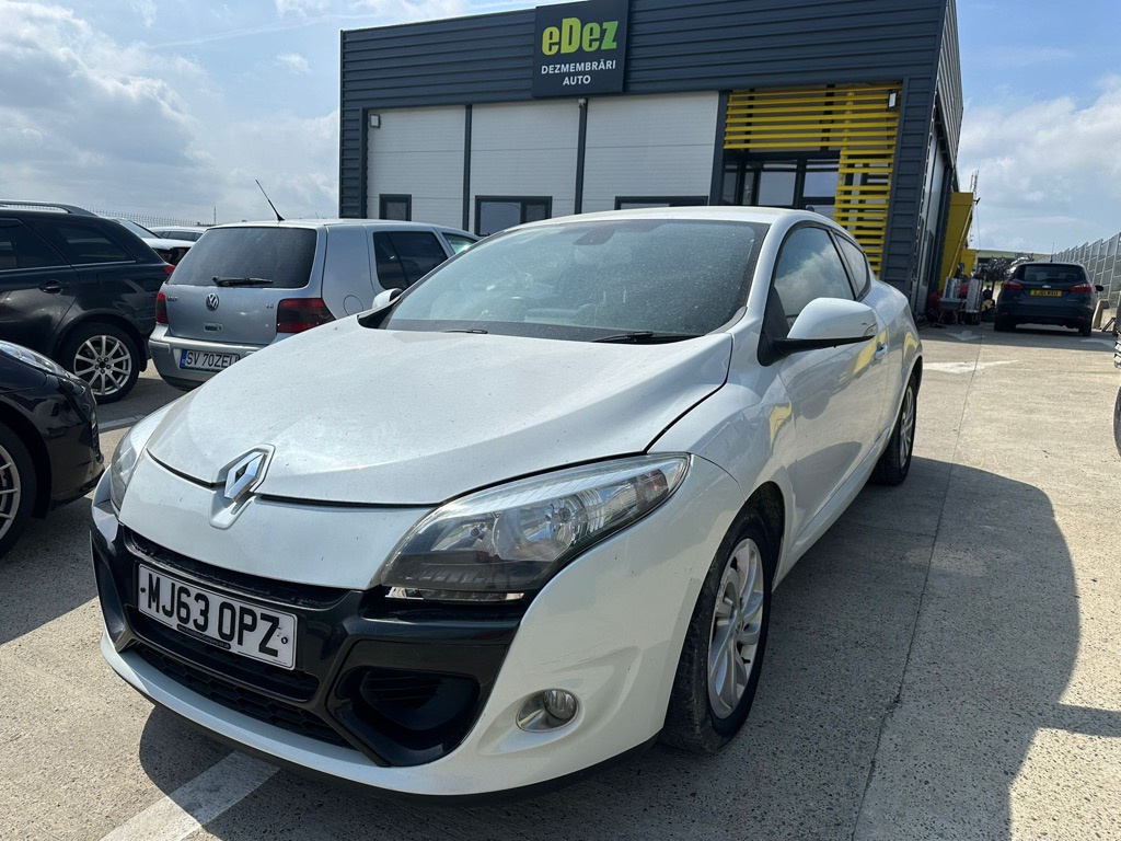 Dezmembrez / Dezmembrari / Piese / Accesorii Renault megane 3 facelift 2014 1.5 dci 110 cp K9K 636 coupe alba