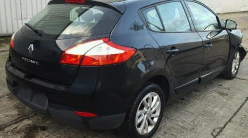 Dezmembrez / Dezmembrari Renault Megane 3, 1.6benz