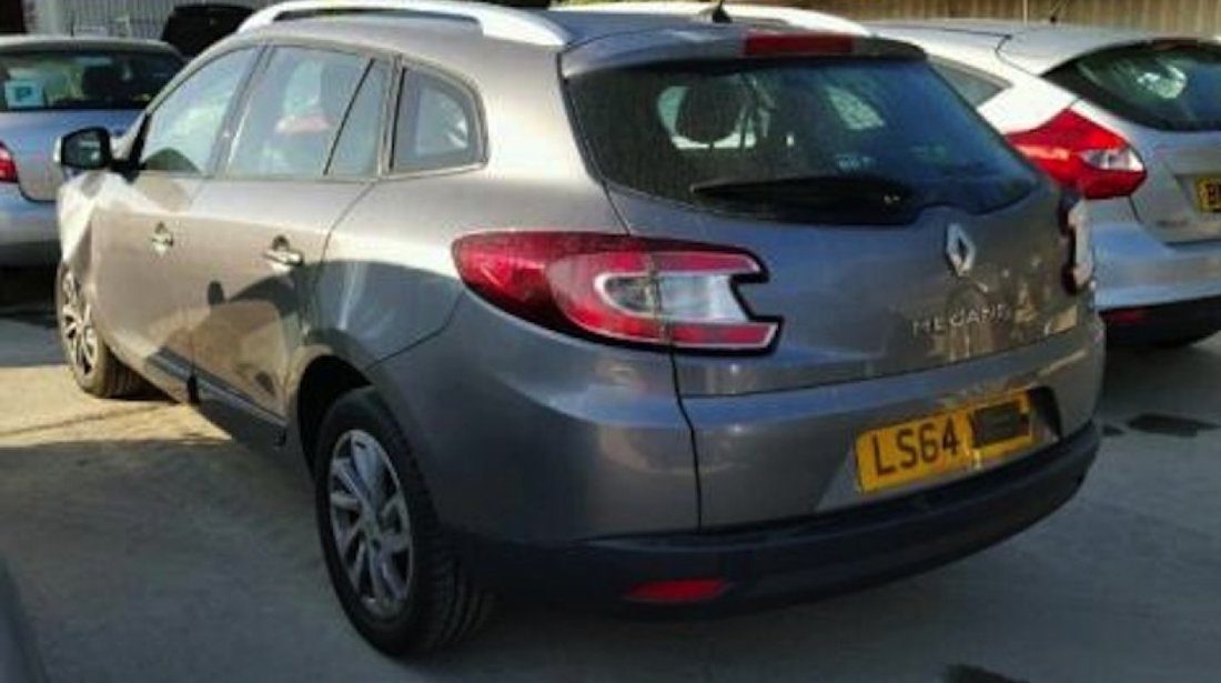 Dezmembrez / Dezmembrari Renault Megane 3 combi 1.5 diesel