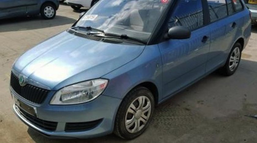 Dezmembrez / Dezmembrari Skoda Fabia 2 combi (5J) 1.6tdi