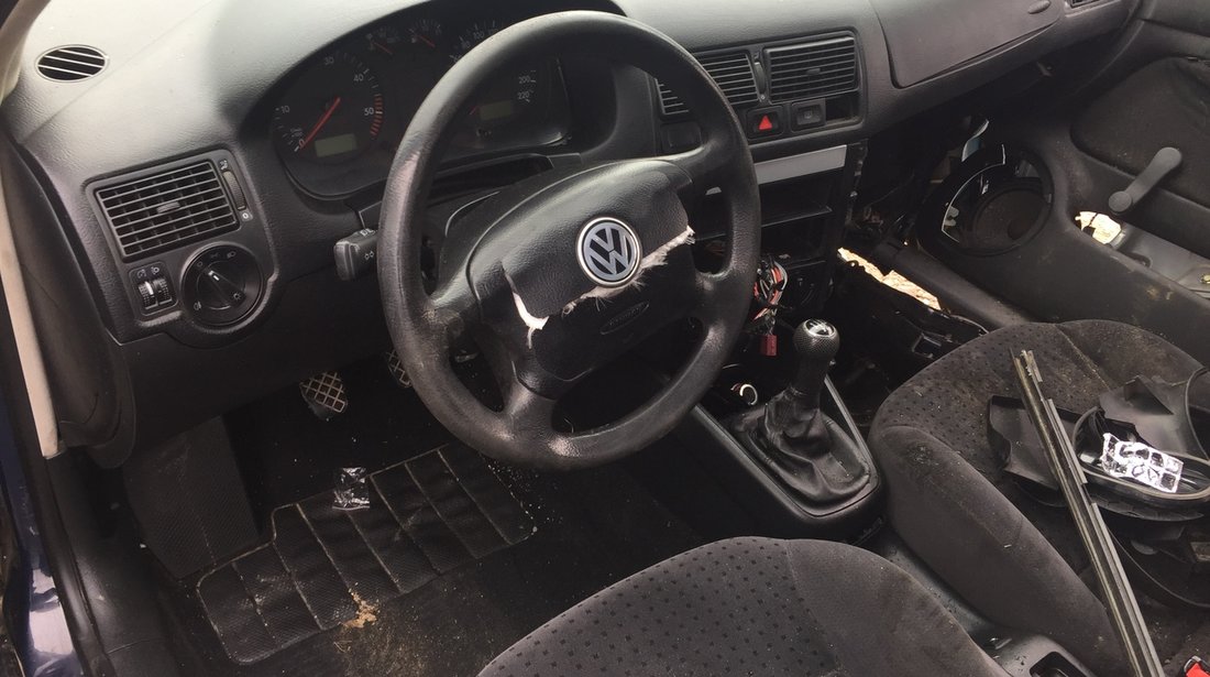 Dezmembrez dezmembrari volkswagen golf 4 VW IV DIESEL