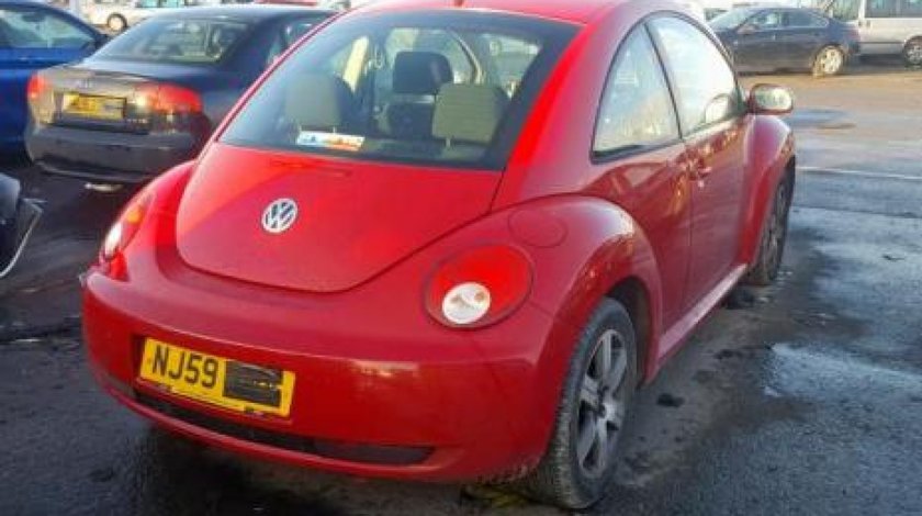 Dezmembrez / Dezmembrari Vw Beetle (5C1) 1.6tdi CAY