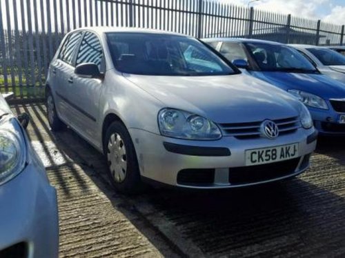 Dezmembrez / Dezmembrari Vw Golf 5 (1K1) 1.9tdi BKC
