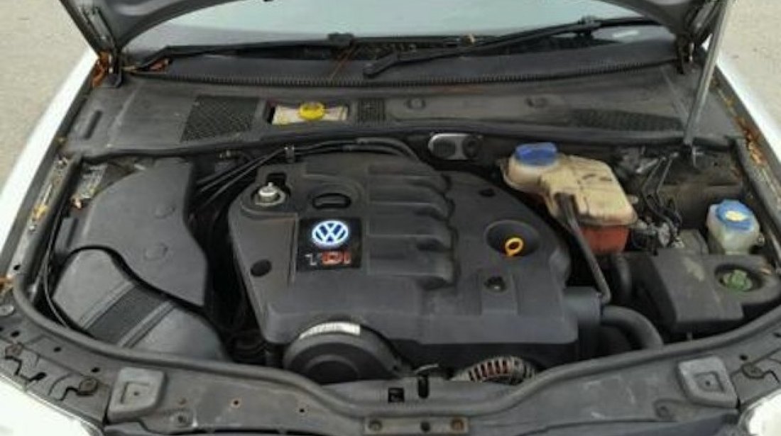 Dezmembrez / Dezmembrari Vw Passat (3B) 1.9tdi