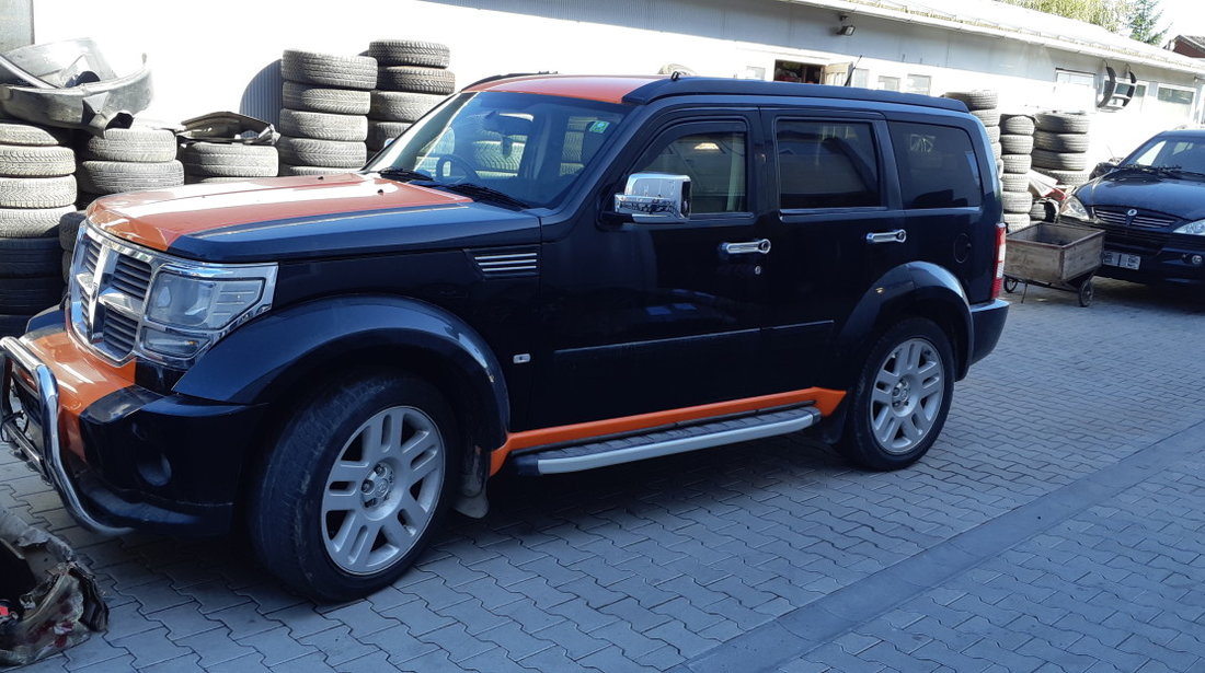 Dezmembrez Dodge Nitro, 2.8 diesel, an 2008