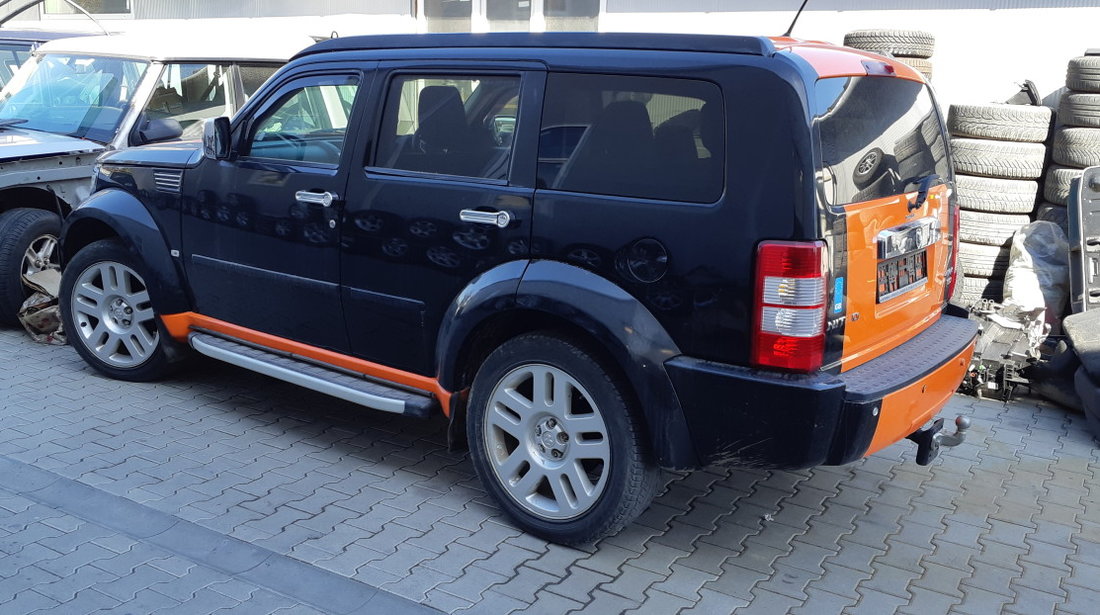 Dezmembrez Dodge Nitro, 2.8 diesel, an 2008