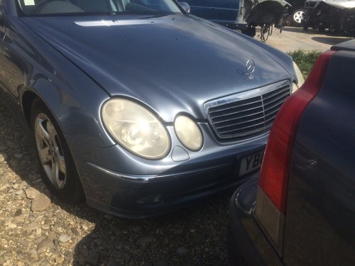 Dezmembrez E270 cdi 2004 w211 kombi