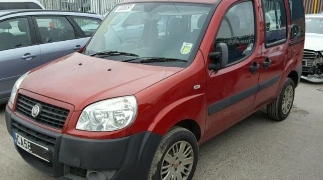 Dezmembrez Fiat Doblo 1.3m jet 2009