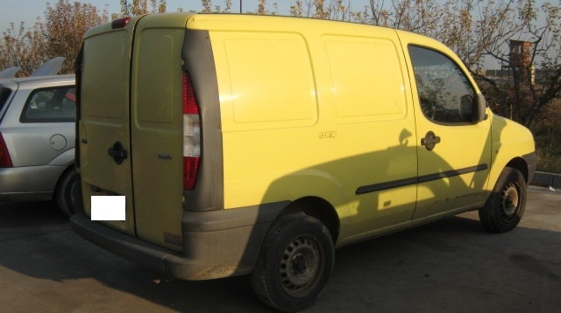 Dezmembrez Fiat Doblo din 2001, 2.0d