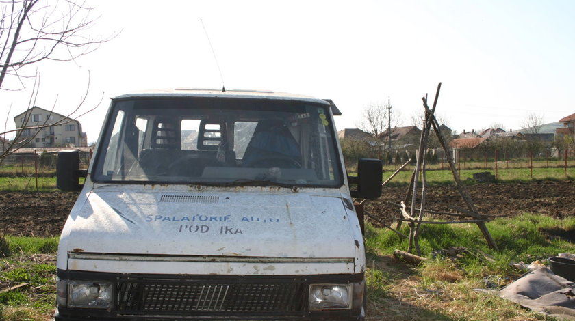 Dezmembrez fiat ducato 2.5 diesel, 55 kw, 304438km, an 1986-1994