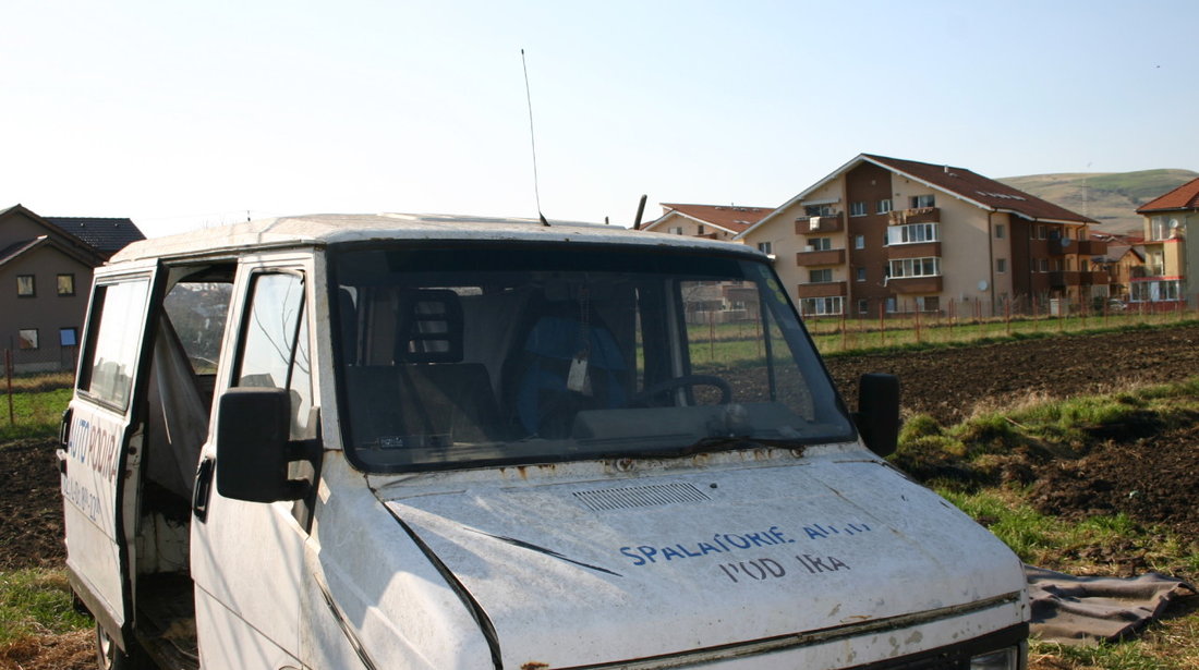 Dezmembrez fiat ducato 2.5 diesel, 55 kw, 304438km, an 1986-1994