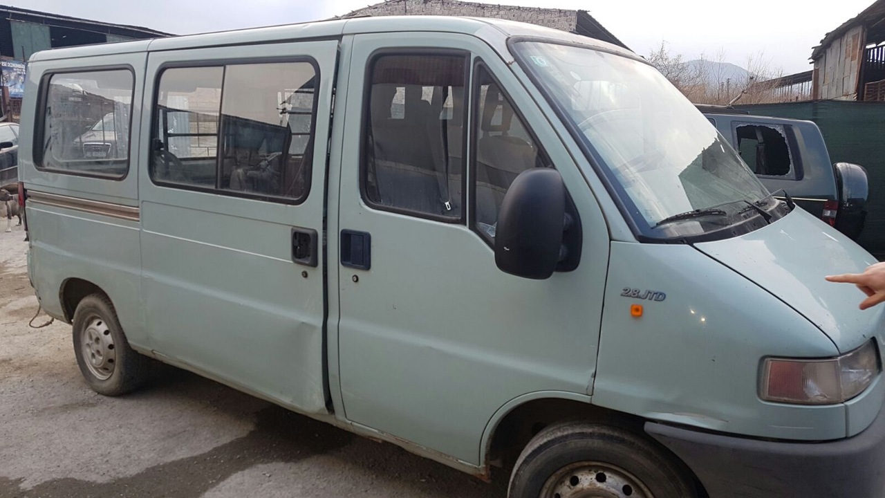 Dezmembrez Fiat Ducato 2.8 jtd an 2001