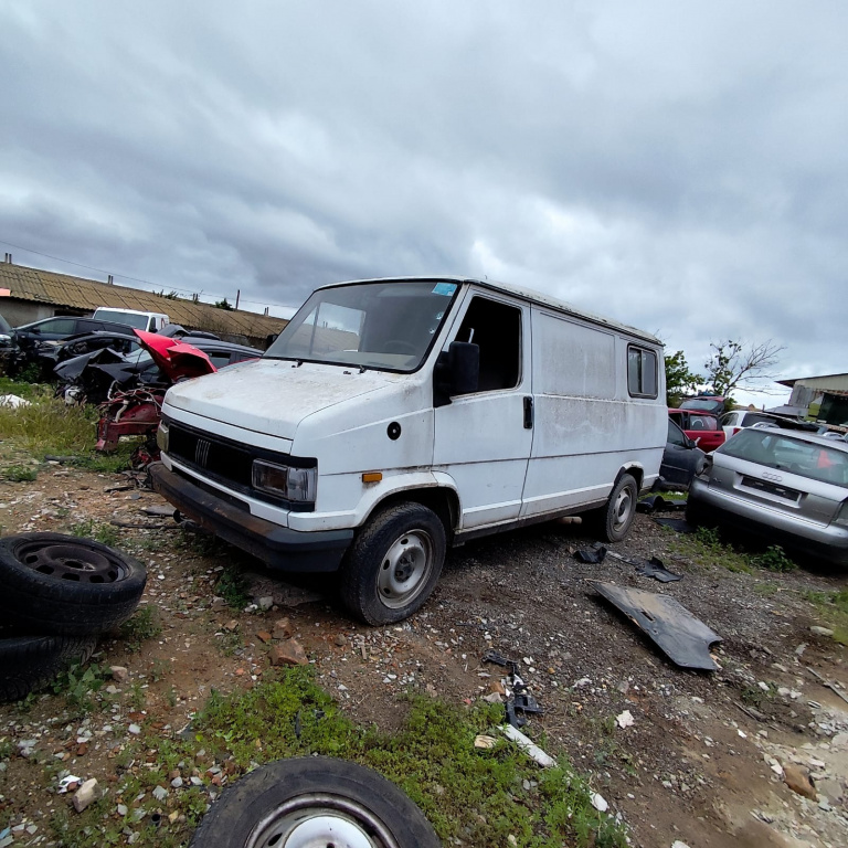 Dezmembrez Fiat DUCATO (290) 1989 - 1994 2.5 TD 8140.27( CP: 95, KW: 70, CCM: 2500 ) Motorina