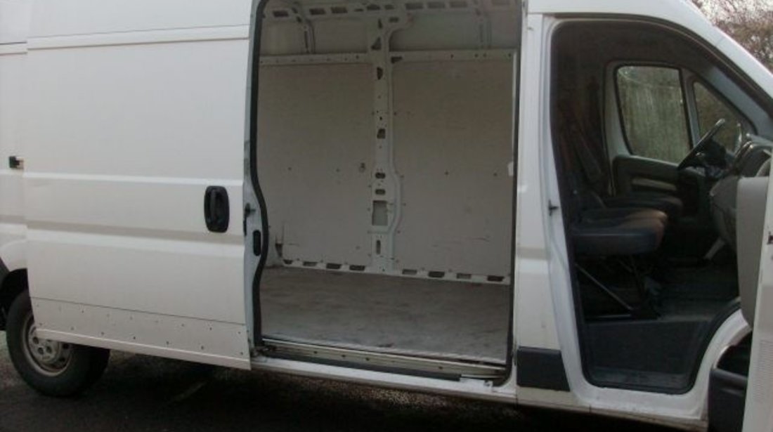 Dezmembrez Fiat Ducato maxi 4,0 t 2.3 jtd 2008