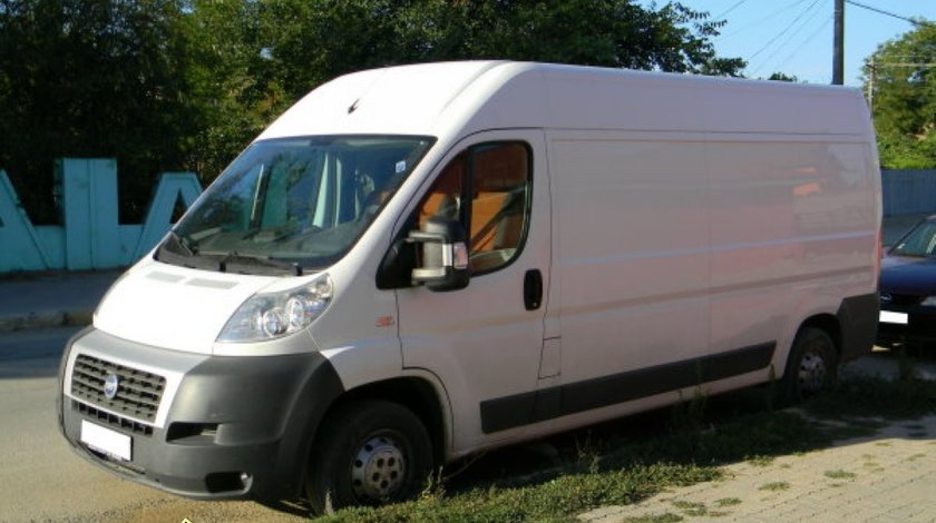 Dezmembrez Fiat Ducato V Van 120 Multijet 2.3D 88KW 120 CP an fab 2007